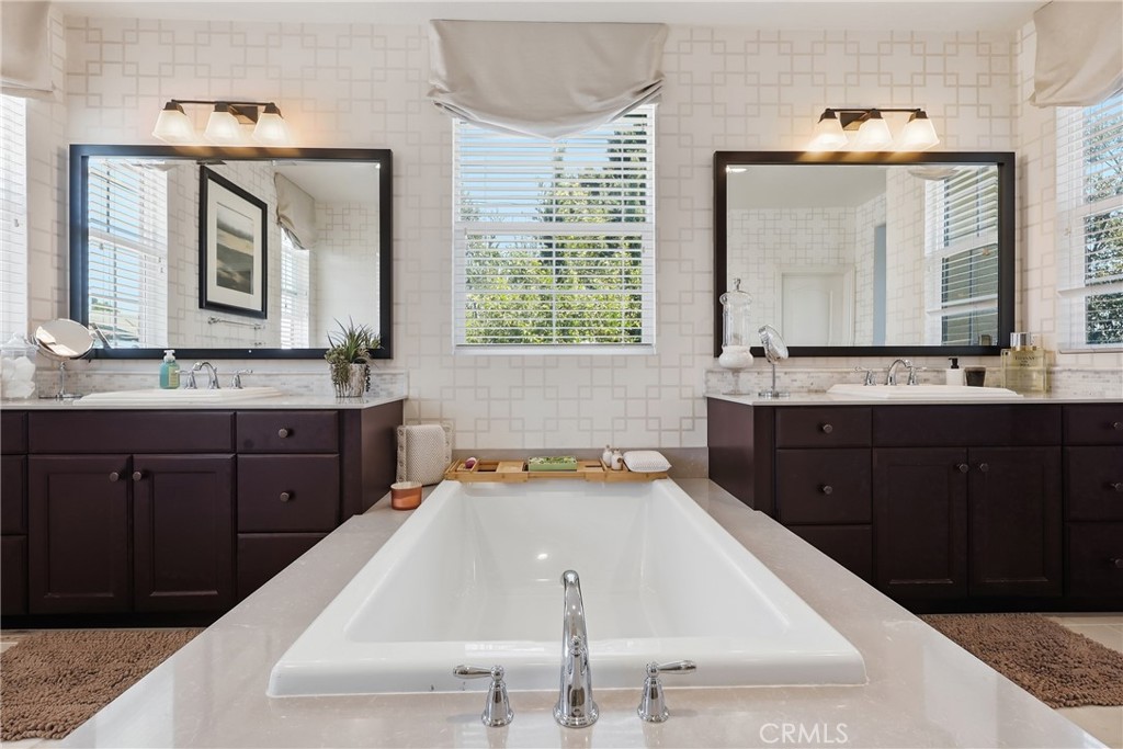 12148 Cambrian Circle Property Photo 25