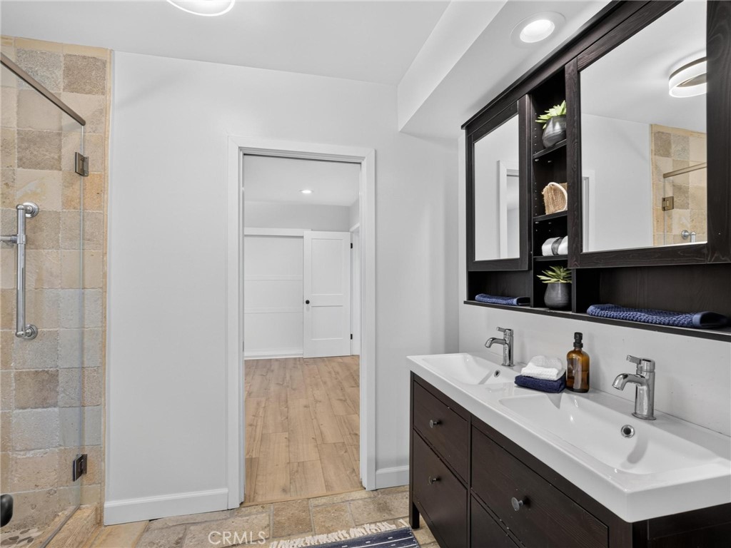 988 Via Rincon Property Photo 13