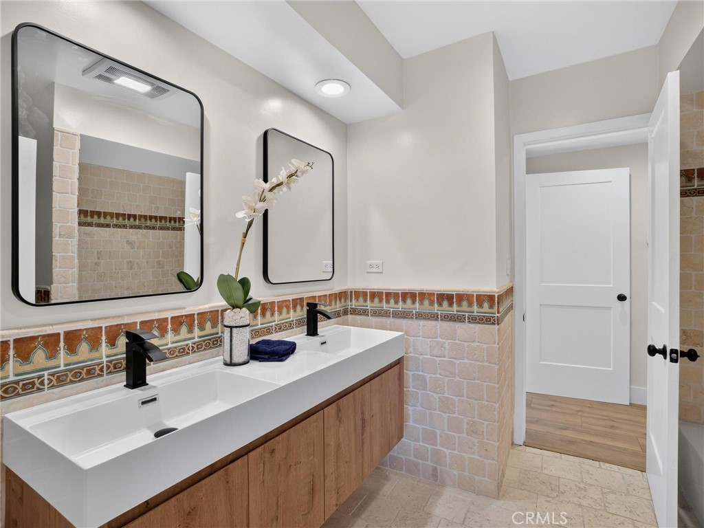 988 Via Rincon Property Photo 21