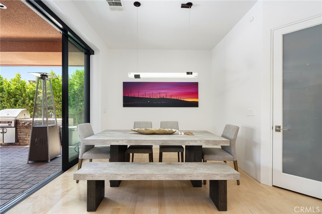 50070 Via De Moda Property Photo 21