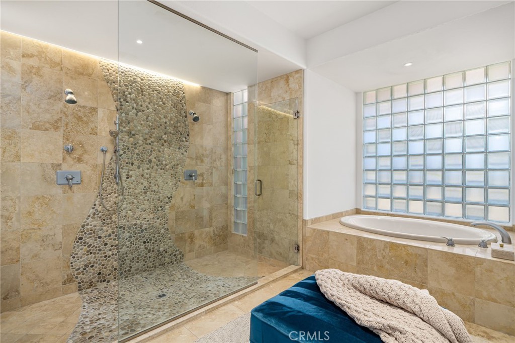 50070 Via De Moda Property Photo 41
