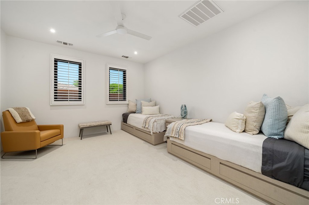 50070 Via De Moda Property Photo 43