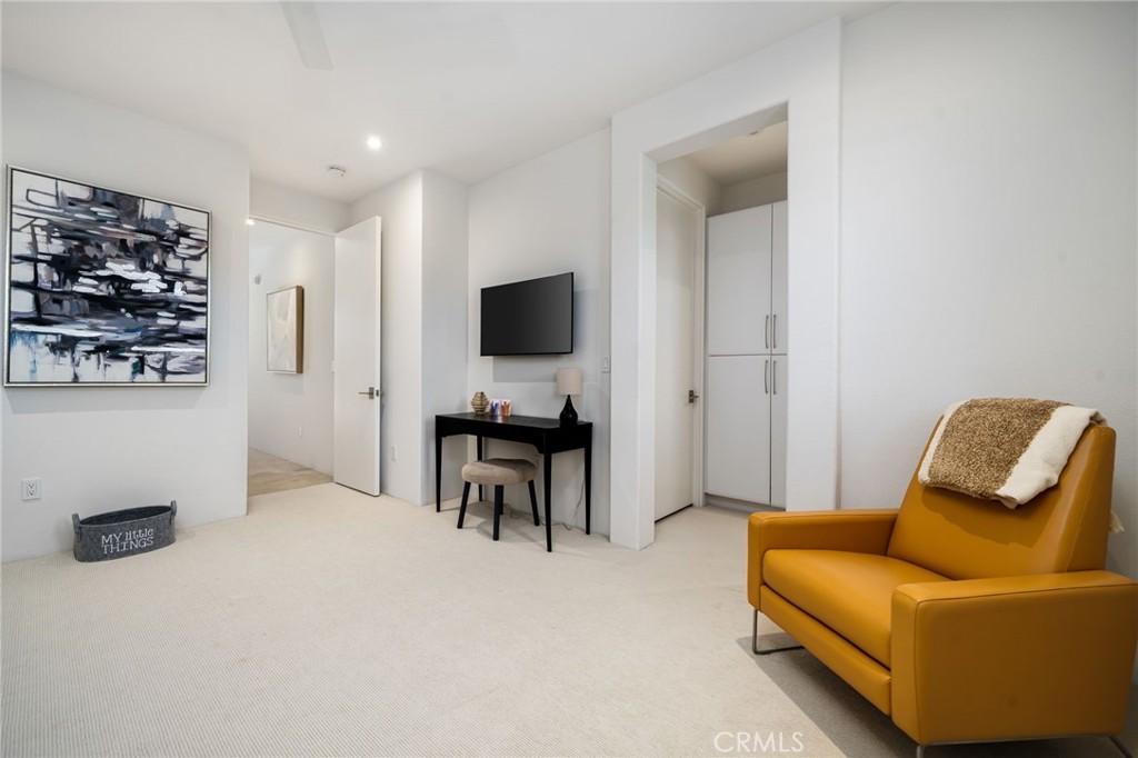 50070 Via De Moda Property Photo 44