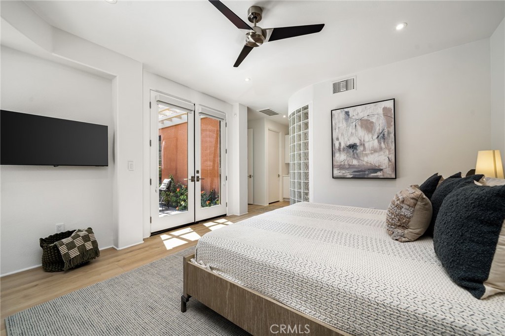 50070 Via De Moda Property Photo 47