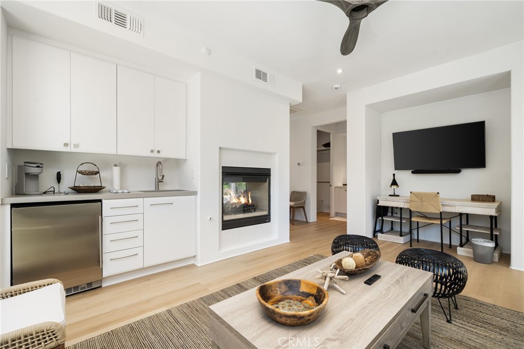 50070 Via De Moda Property Photo 55