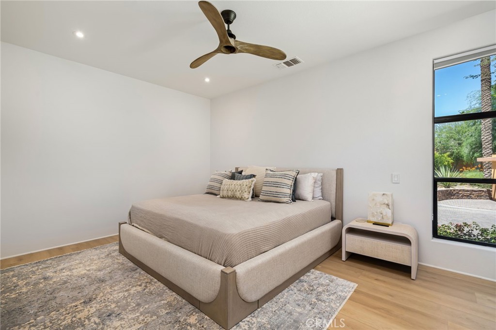 50070 Via De Moda Property Photo 57