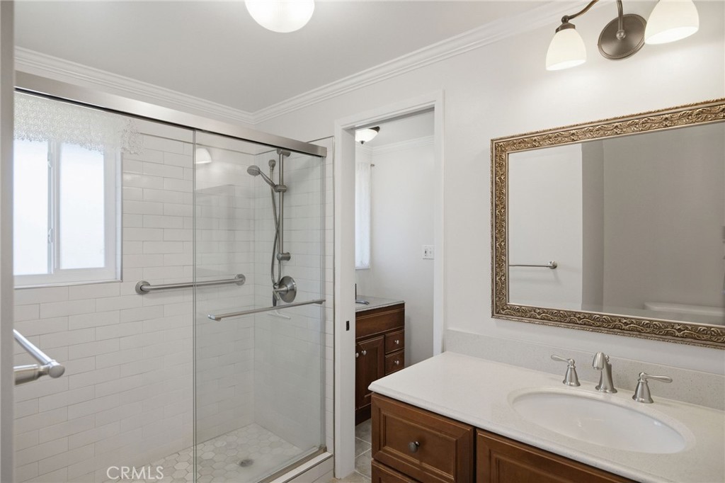 23051 Nadine Circle B Property Photo 23