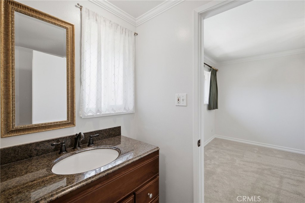 23051 Nadine Circle B Property Photo 25