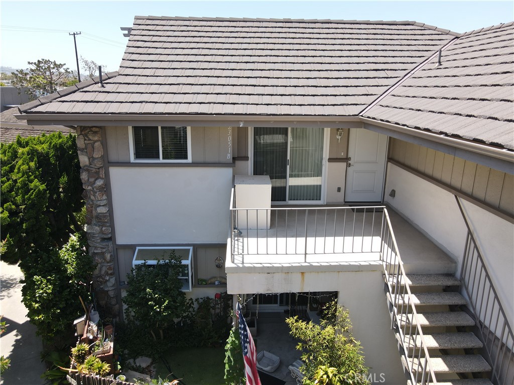 23051 Nadine Circle B Property Photo 49