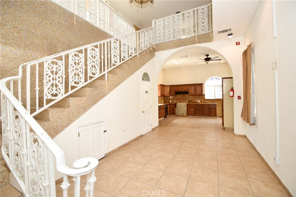 14103 Fonthill Avenue Property Photo 1