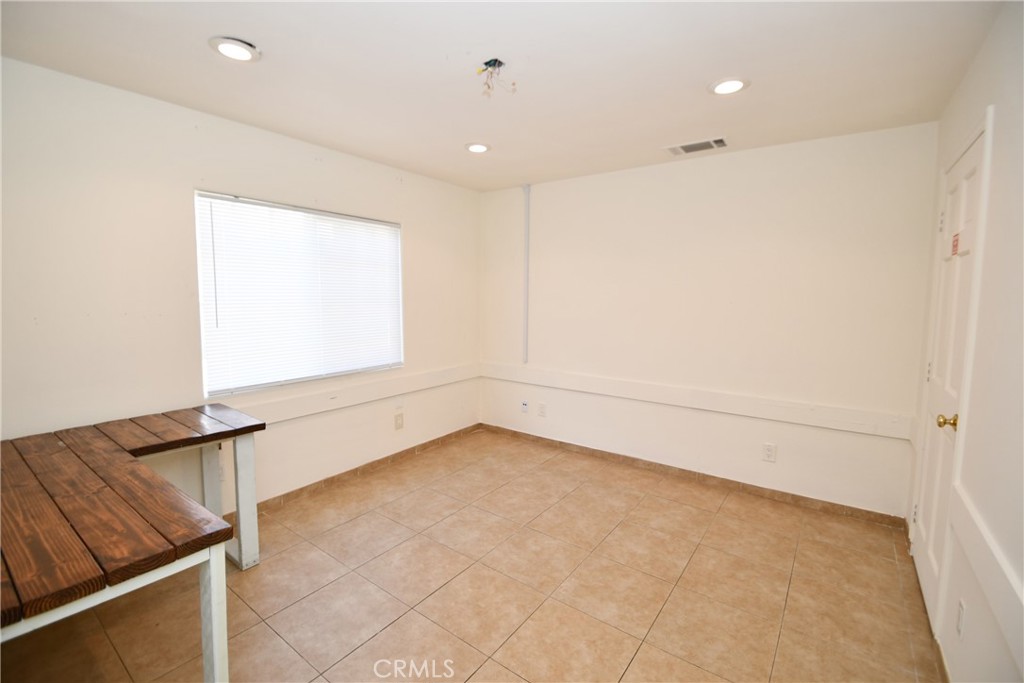 14103 Fonthill Avenue Property Photo 9