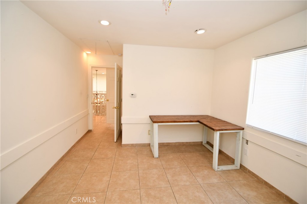 14103 Fonthill Avenue Property Photo 10