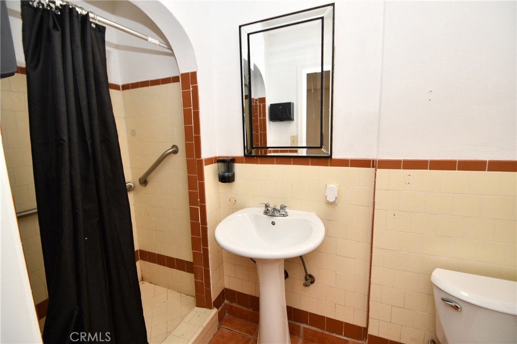 14103 Fonthill Avenue Property Photo 33