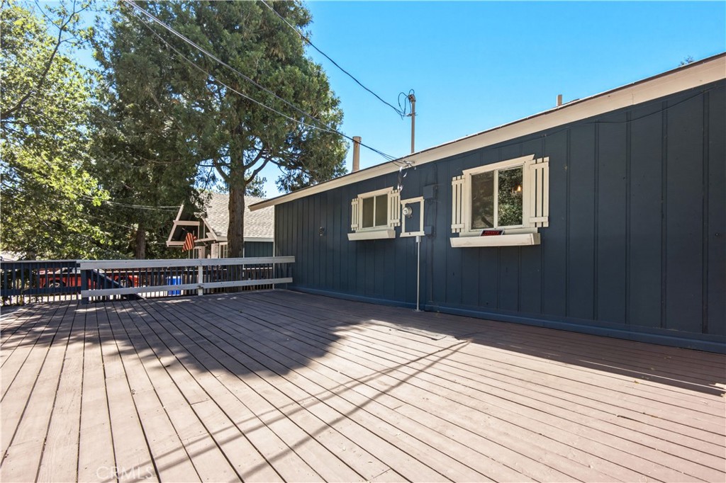 23771 Zuger Dr Property Photo 6