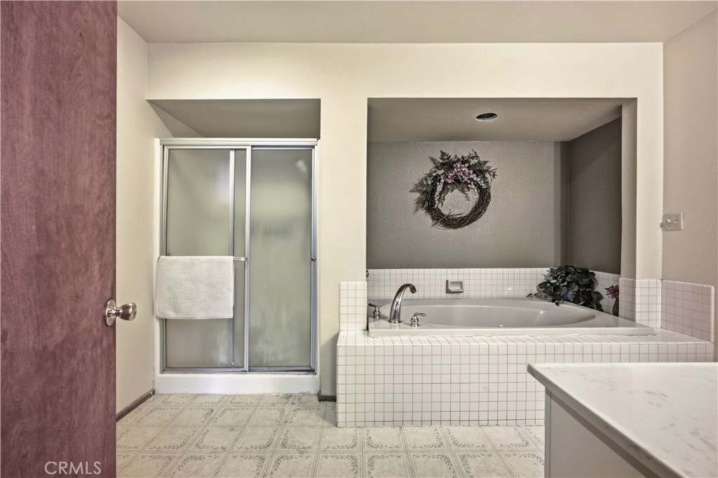 23771 Zuger Dr Property Photo 26