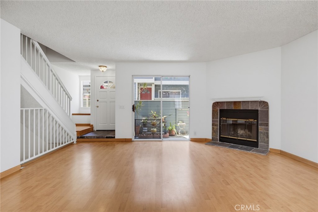 26119 Frampton F Property Photo 7