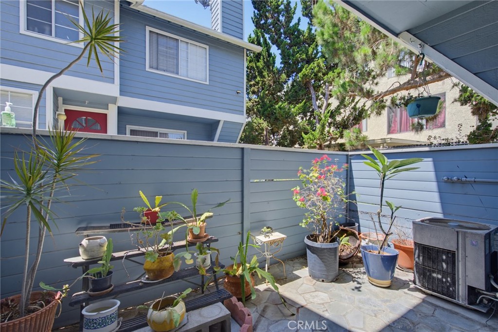 26119 Frampton F Property Photo 16