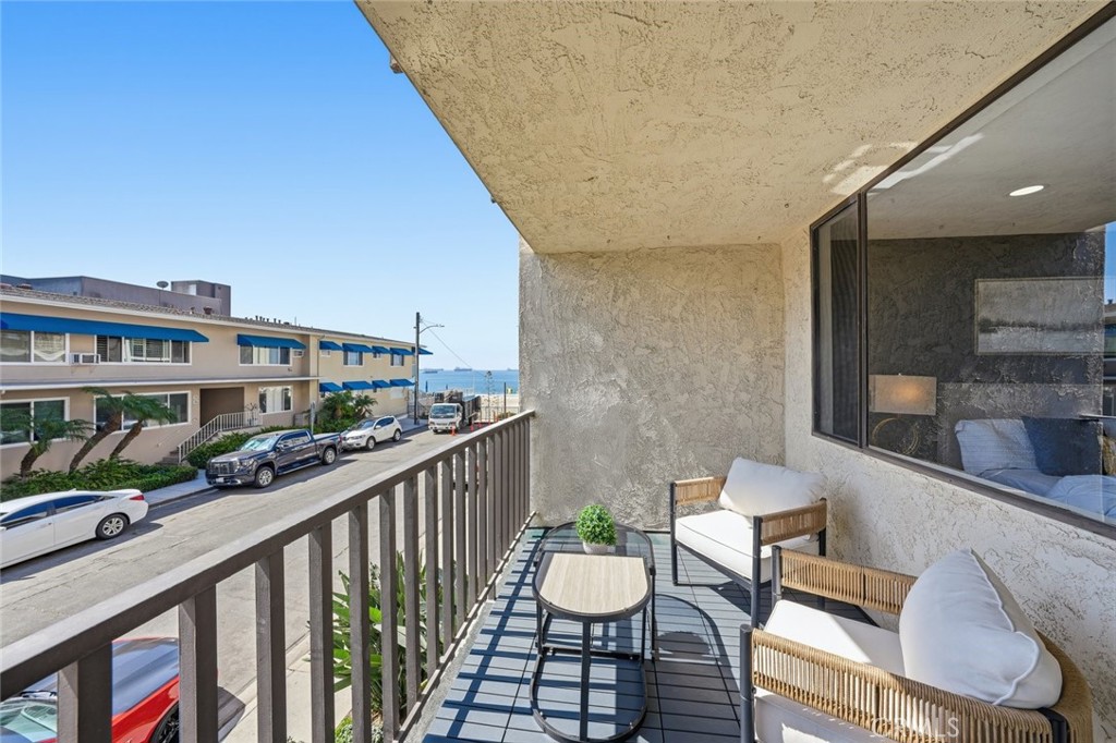 1140 E Ocean Boulevard 109 Property Photo 24