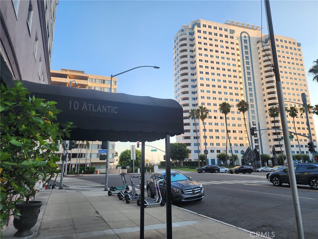 10 Atlantic Avenue 706 Property Photo 17