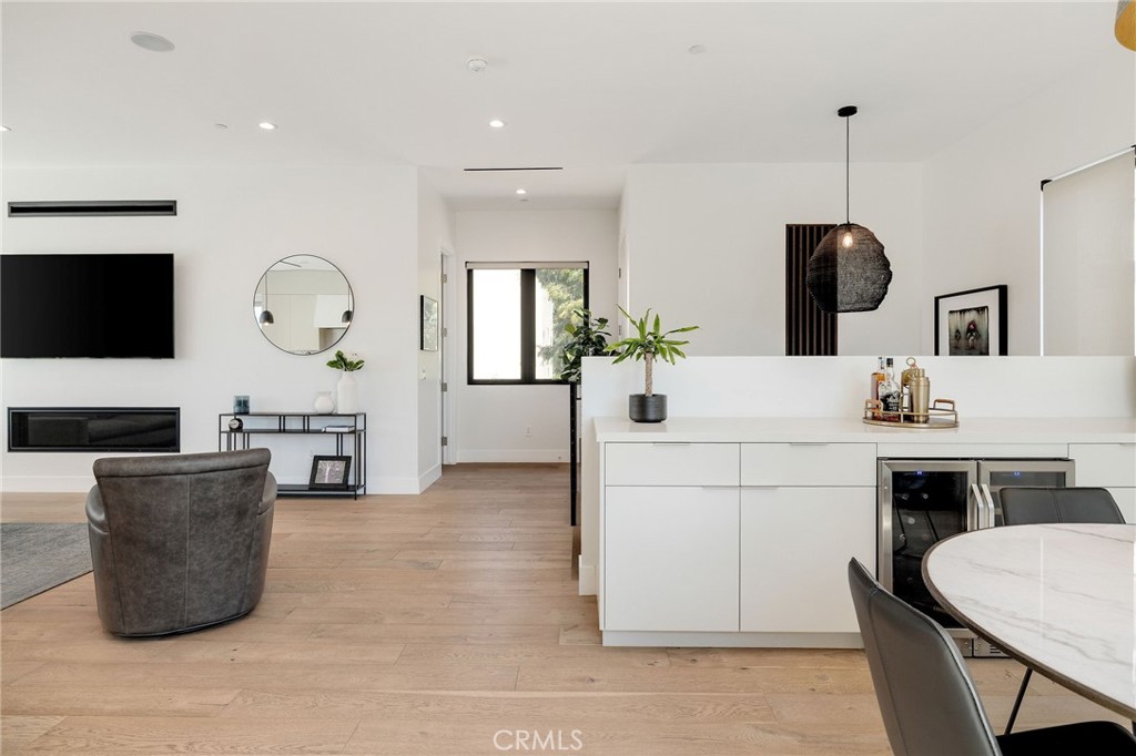 622 1st Place Property Photo 10