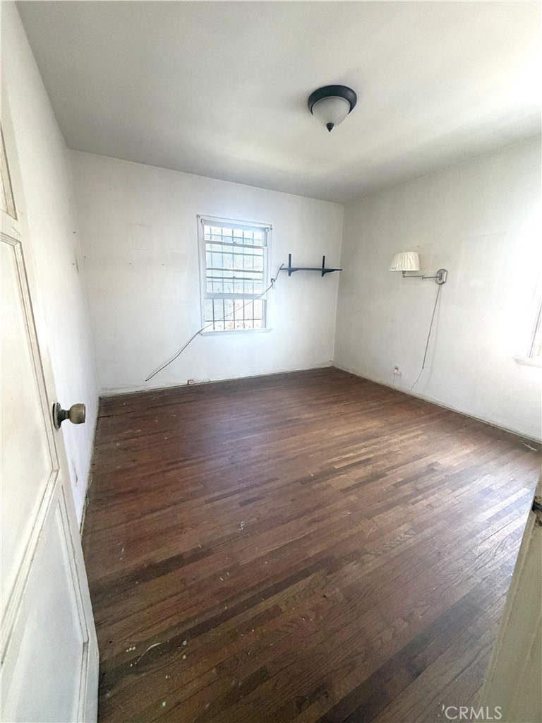 3854 Tilden Avenue Property Photo 17