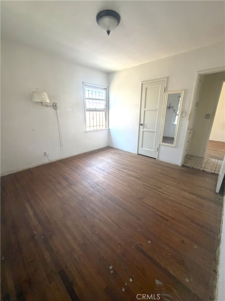 3854 Tilden Avenue Property Photo 19
