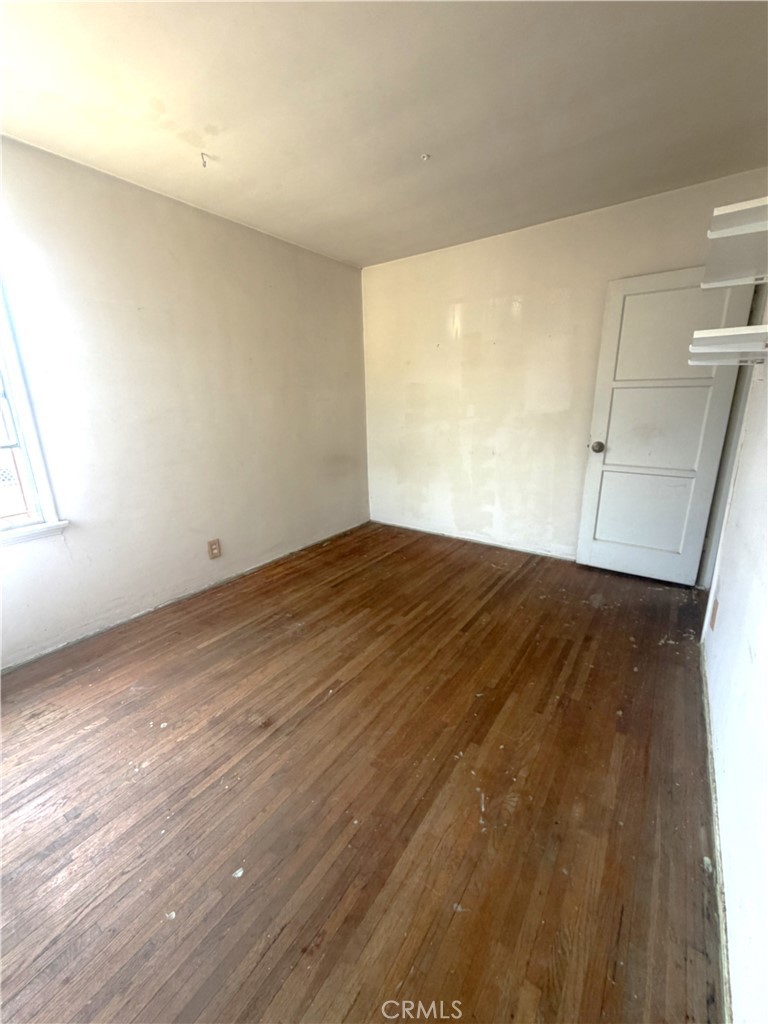 3854 Tilden Avenue Property Photo 26