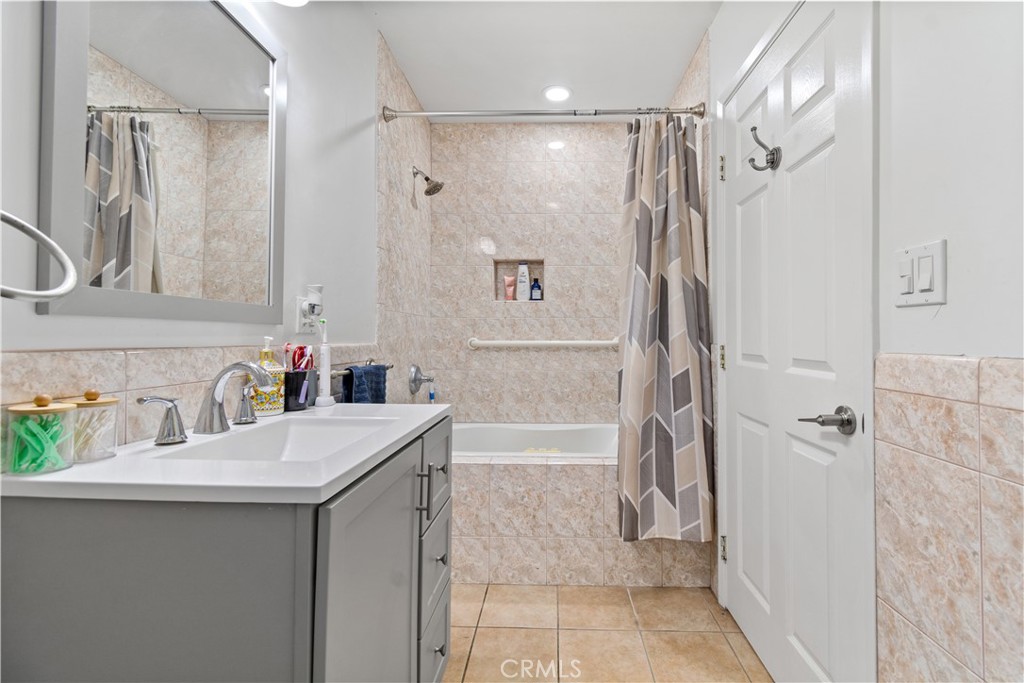 4503 Darien Property Photo 13