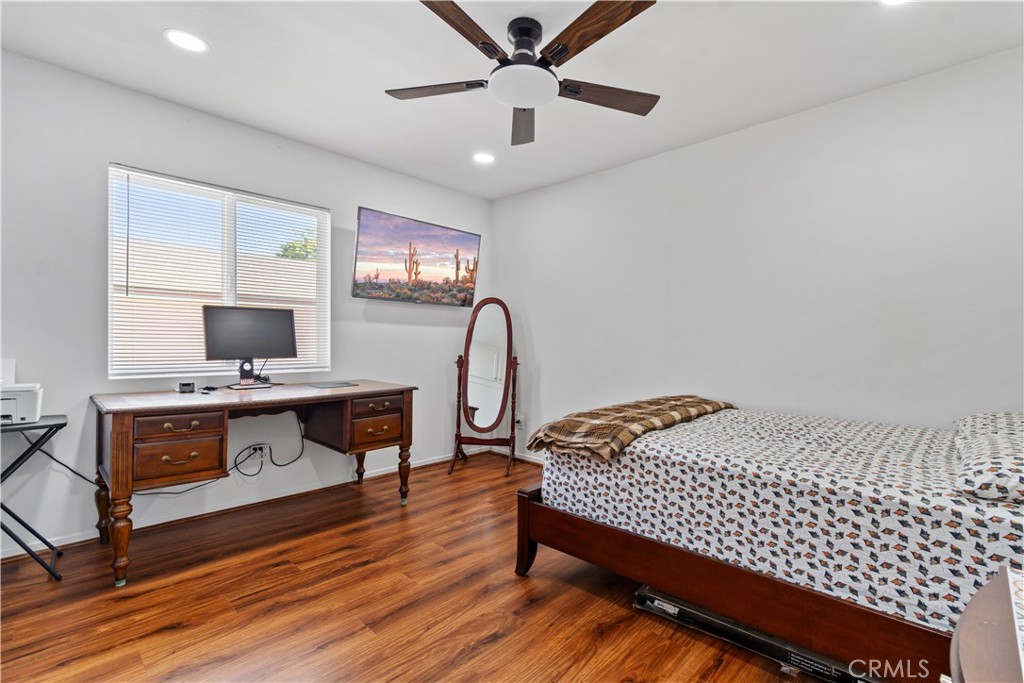 4503 Darien Property Photo 18
