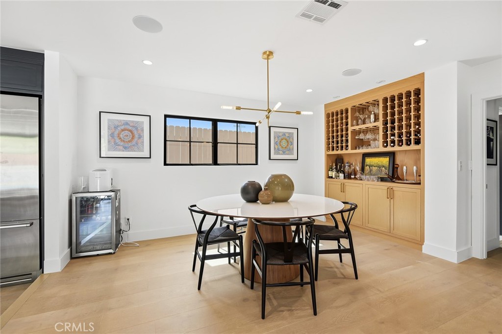 15468 La Maida Property Photo 13