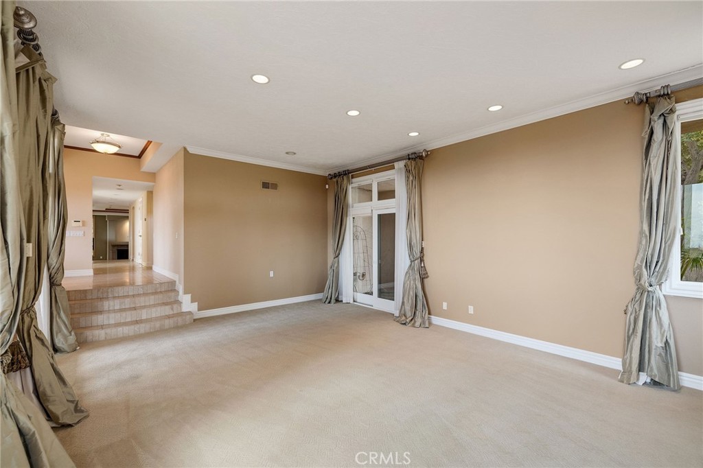 1432 Via Coronel Property Photo 5