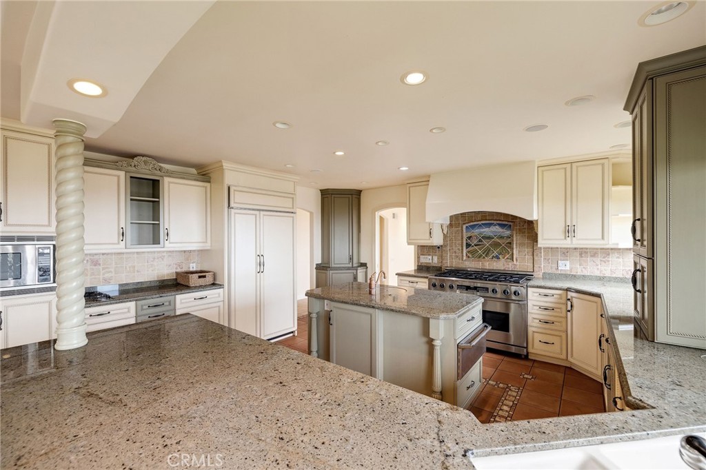 1432 Via Coronel Property Photo 6