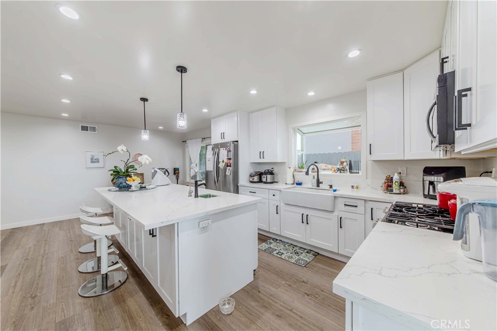28551 Blythewood Drive Property Photo 11