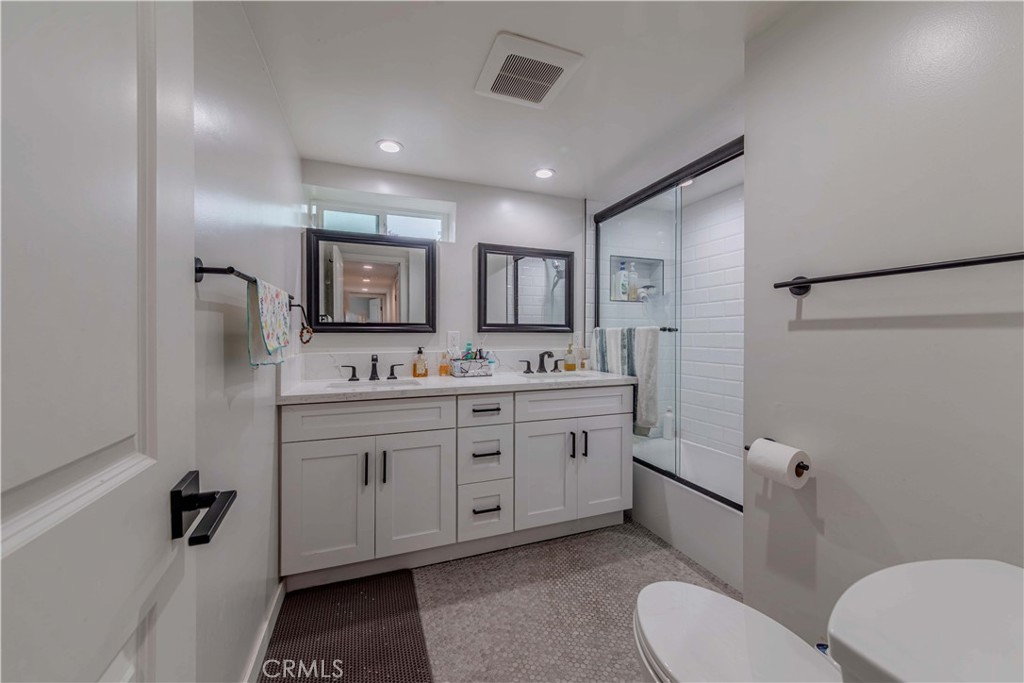 28551 Blythewood Drive Property Photo 15