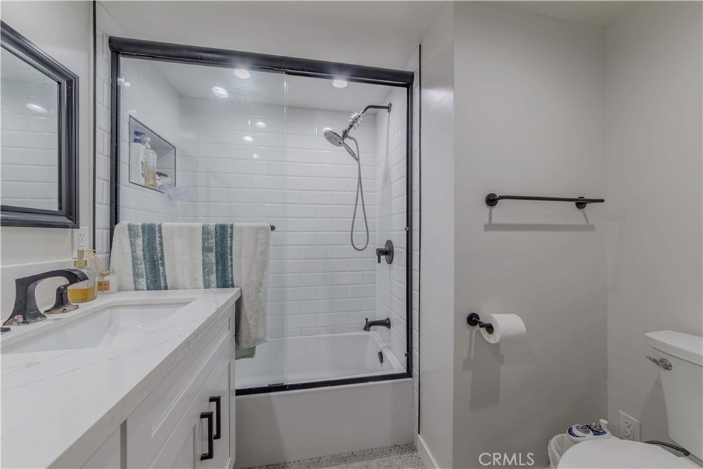 28551 Blythewood Drive Property Photo 16