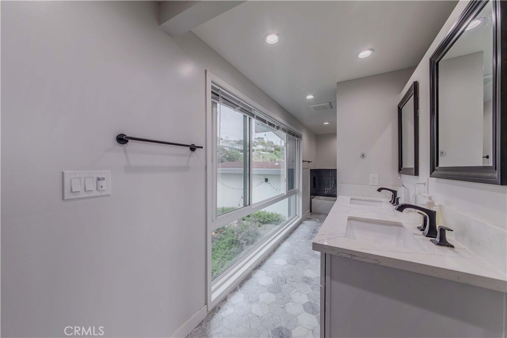 28551 Blythewood Drive Property Photo 24