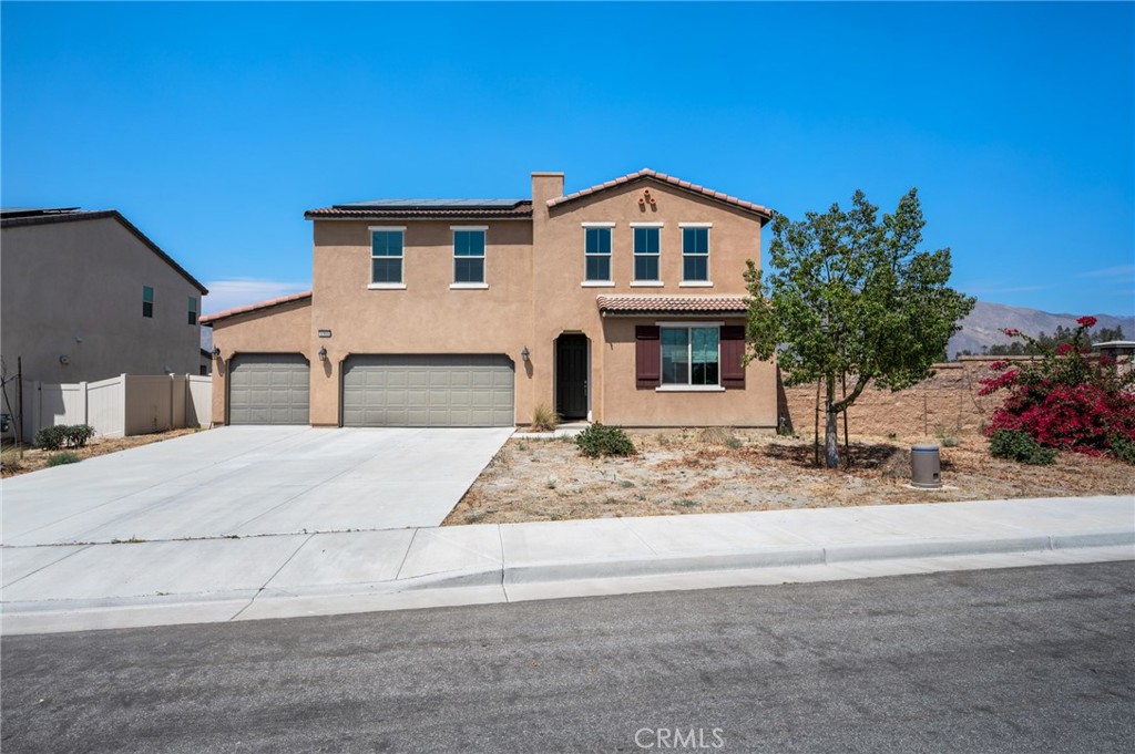 1501 Noblewood Property Photo 3
