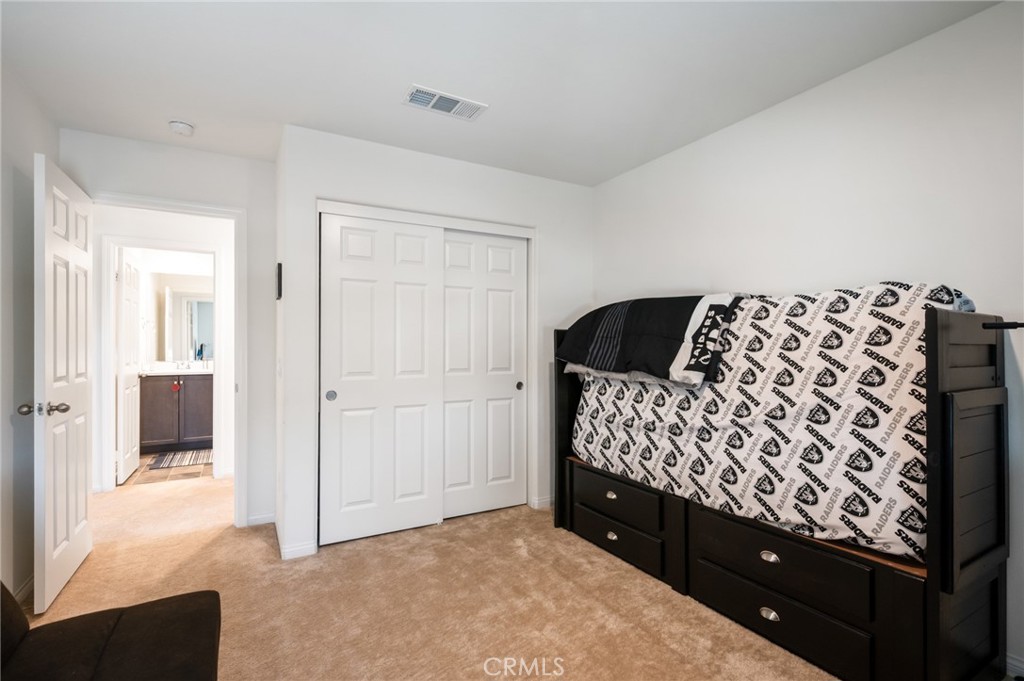 1501 Noblewood Property Photo 29