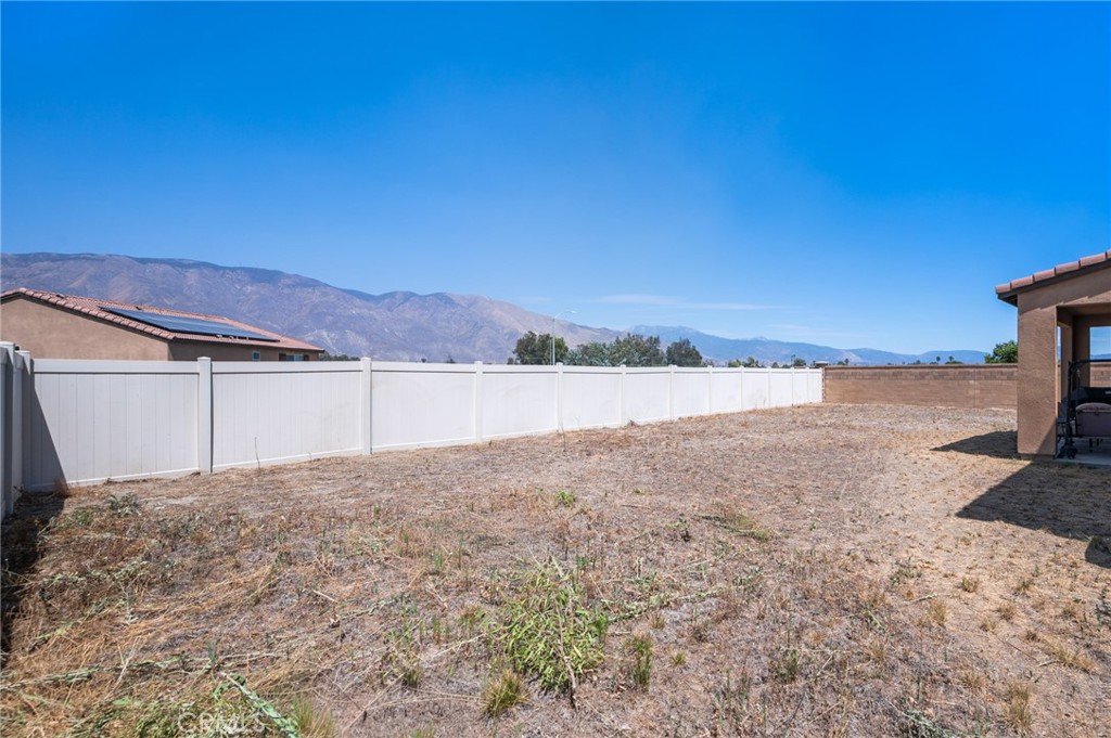 1501 Noblewood Property Photo 35