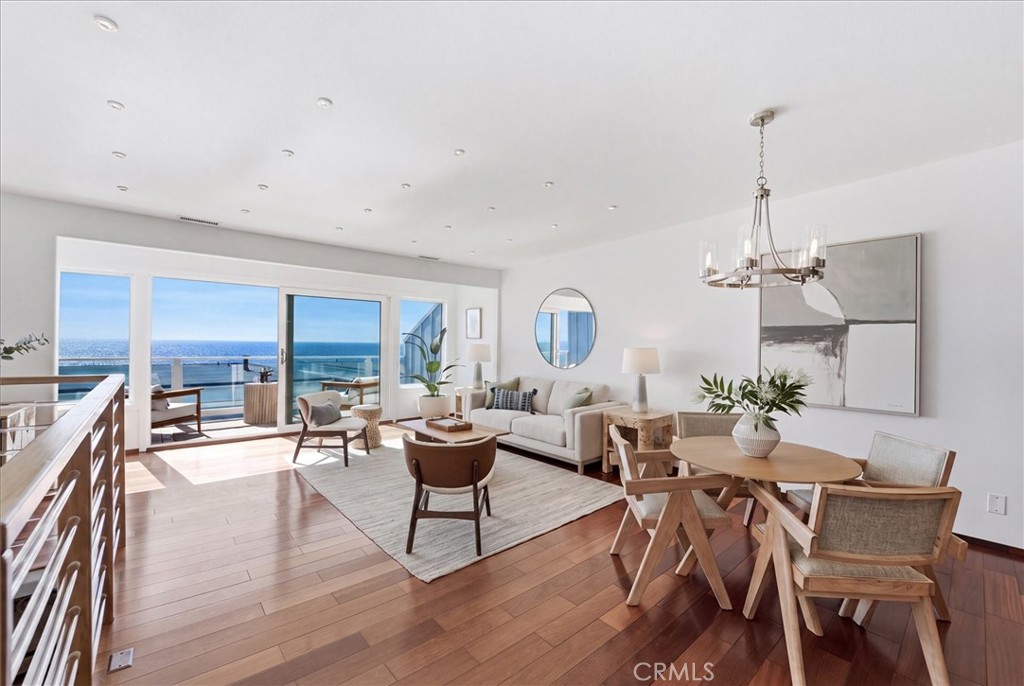 320 Paseo De La Playa #e Property Photo 1