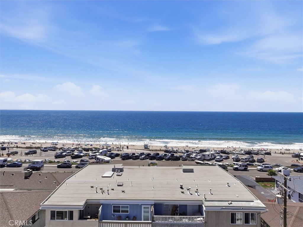 320 Paseo De La Playa #e Property Photo 8