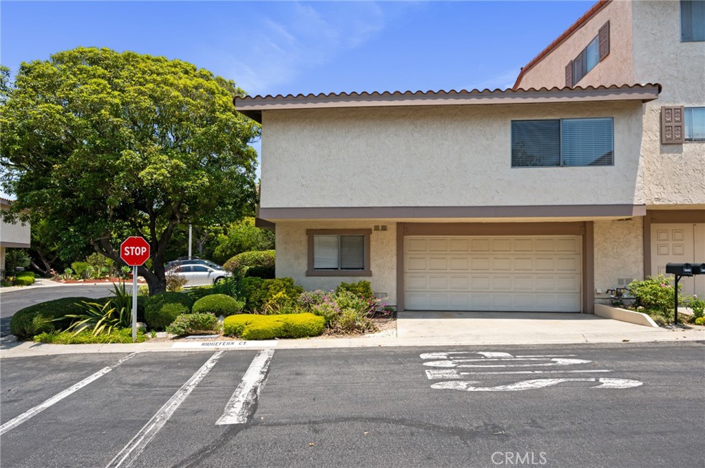 28100 Ridgefern Court 48 Property Photo 1
