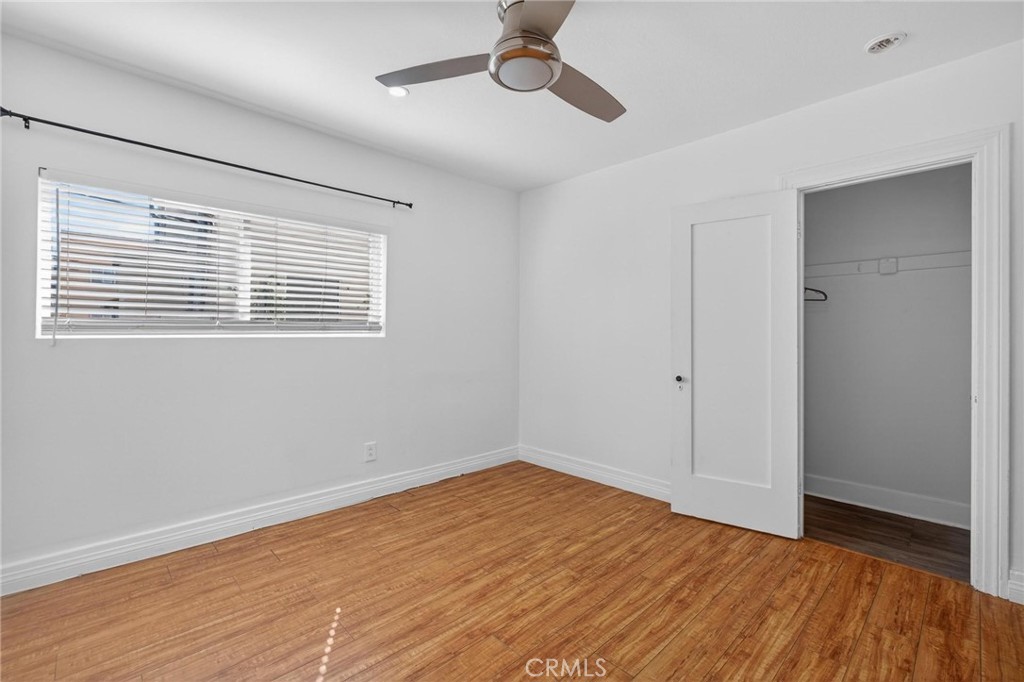4533 Saturn Property Photo 19