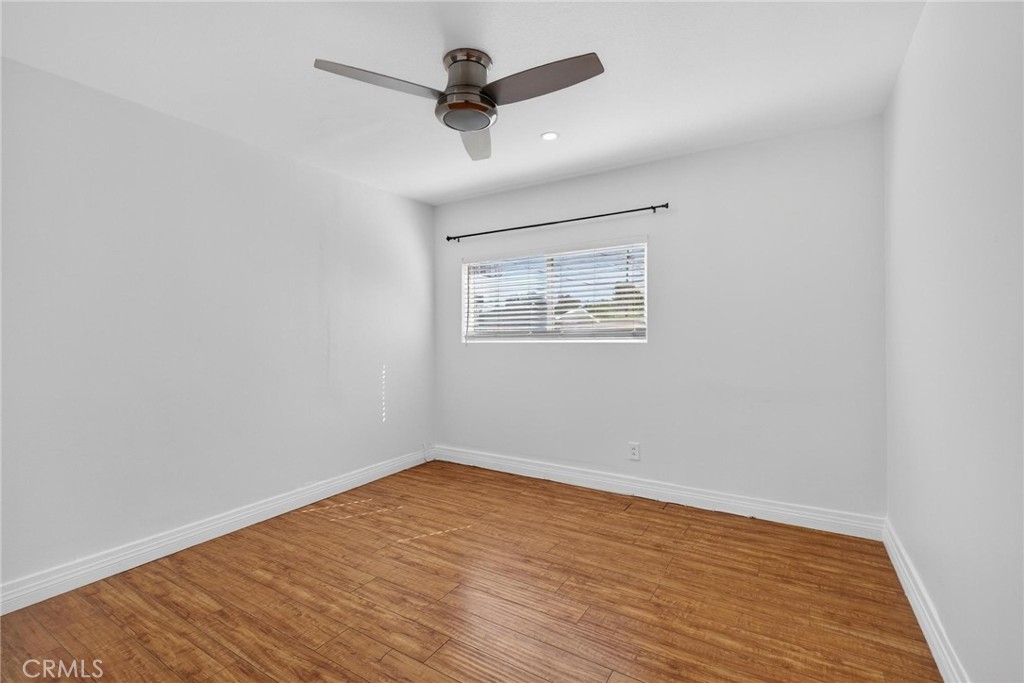 4533 Saturn Property Photo 20