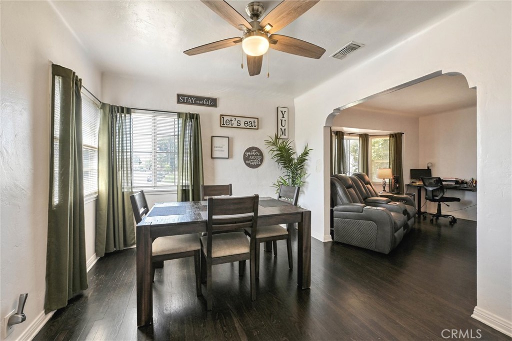 1330 E Caldwell Property Photo 5