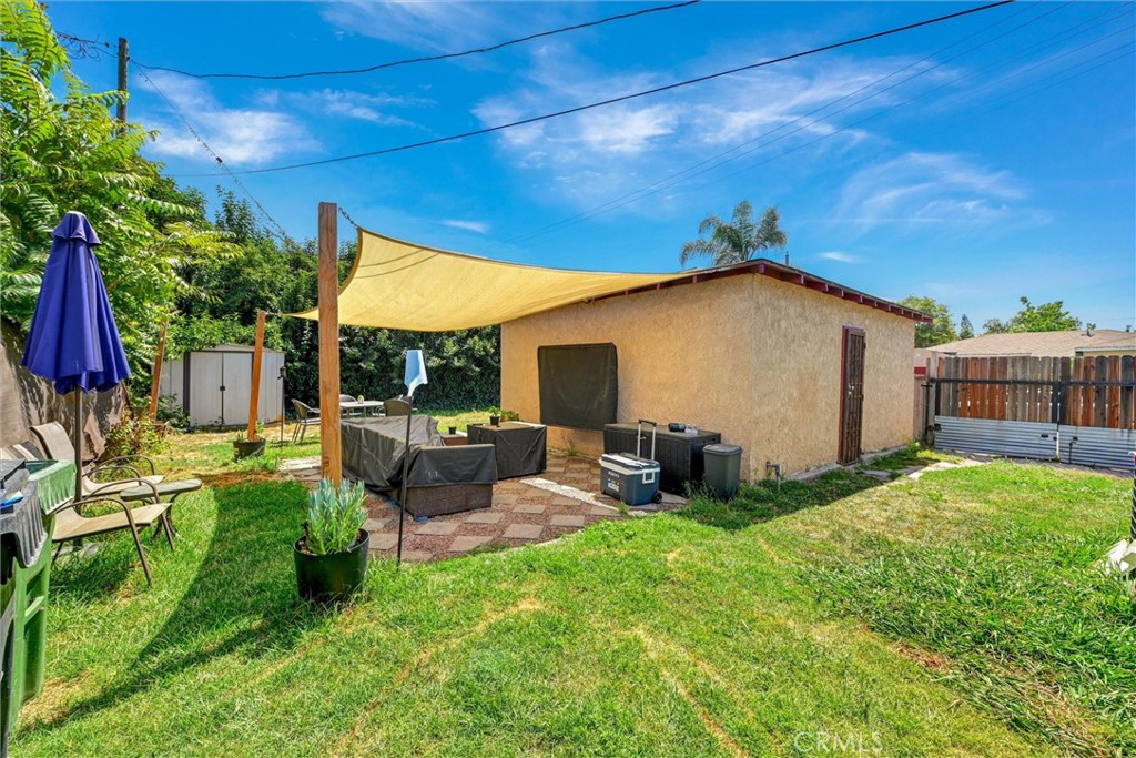 1330 E Caldwell Property Photo 14