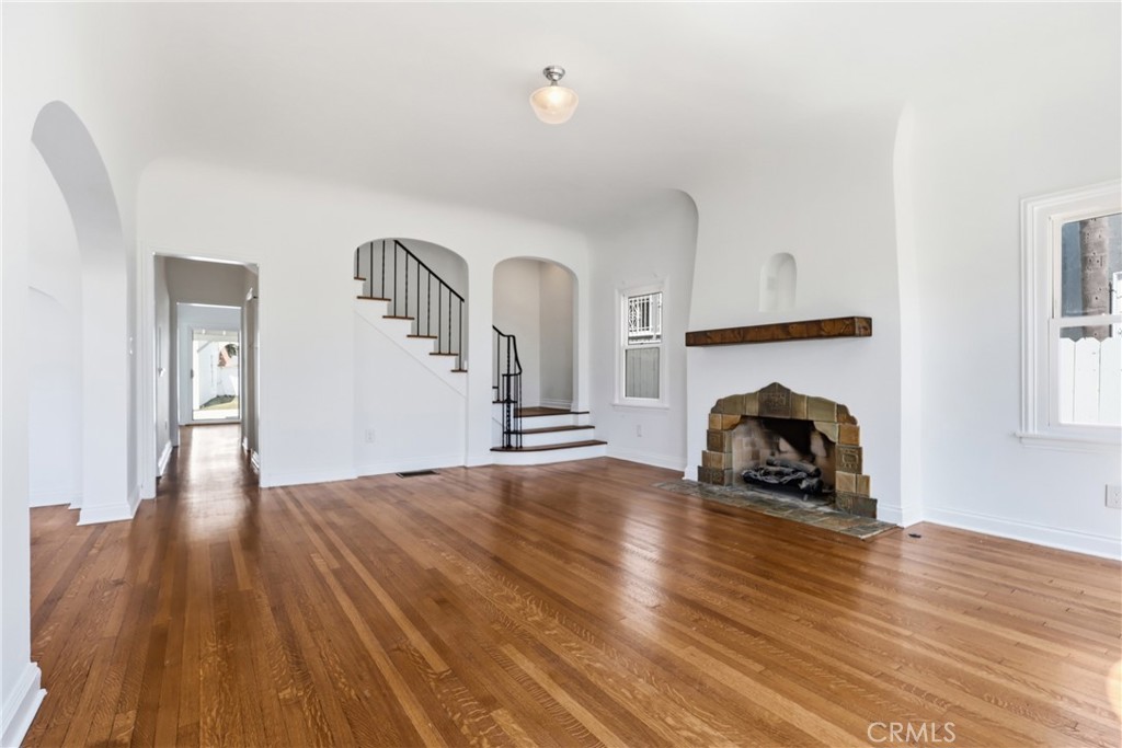 5005 Chesley Property Photo 7