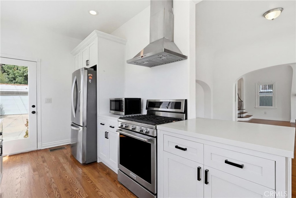 5005 Chesley Property Photo 9