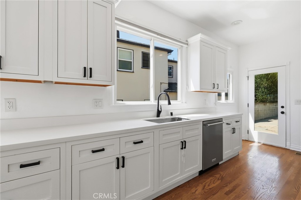5005 Chesley Property Photo 10
