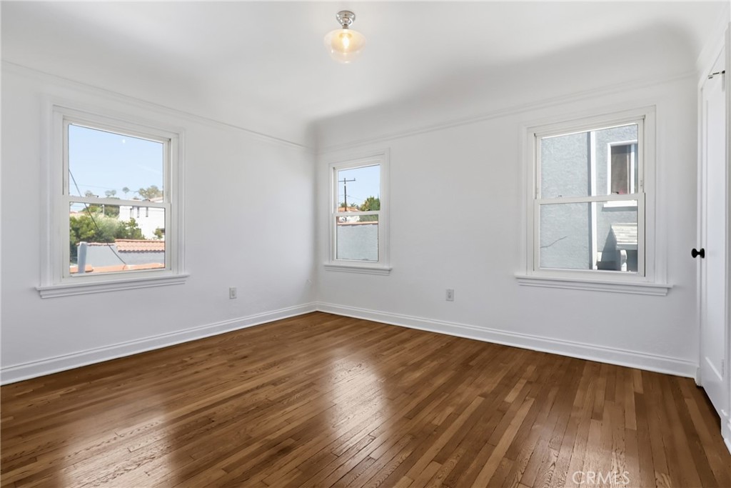 5005 Chesley Property Photo 15